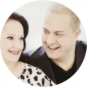 Aglika Genova - Pianist