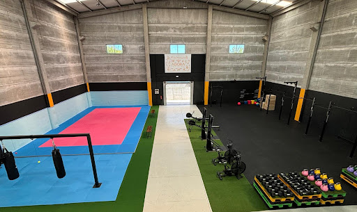 AGORA BOX4ALL - Fitness center in Sigueiro, Spain