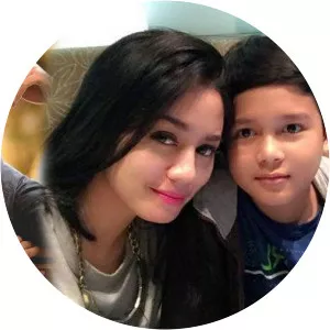 ahmad titan at tariq - Saphira Indah's son