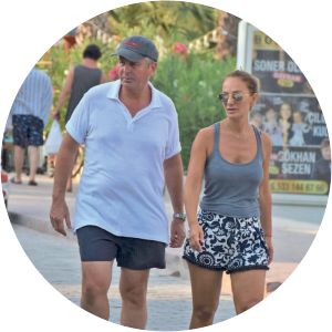 Ahmet Hanif photograph