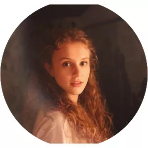 Ahsen Eroğlu - Turkish actress