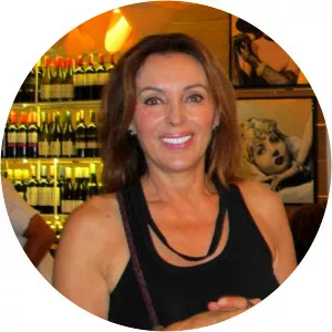 Ahu Tuğbay - Yasemin Kozanoğlu's mother