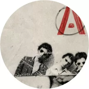 Ai-5 - Musical group