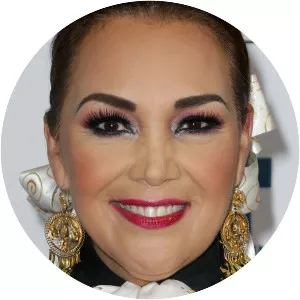 Aida Cuevas - Mexican singer