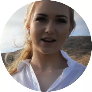 Ailish McBride - Singer