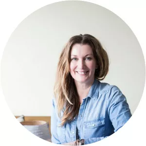 Aina Steen - TV personality