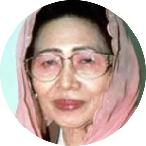 Aisyah Aminy - Politician