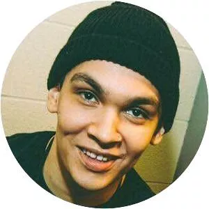 AJ Rebollo - Musician