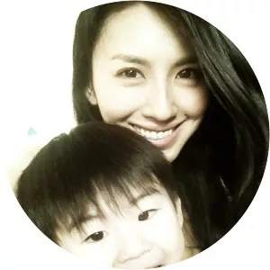 Aki Ienaga photograph