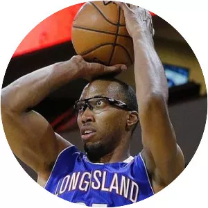 Akil Mitchell - American-Panamanian professional basketball player