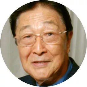 Akira Tago