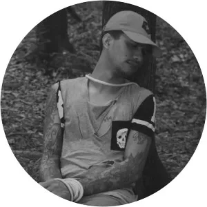 Akosi Dogie - Musical artist