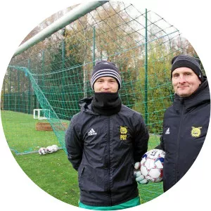 Aku Kavén - Football player