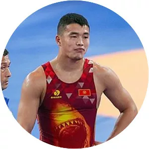 Akzhol Makhmudov - Wrestler