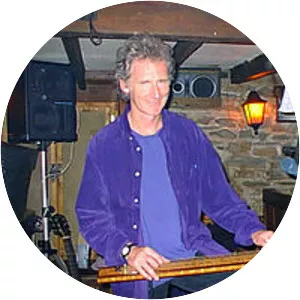 Al Jones - Guitarist