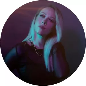 Alaina Cross - Musical artist