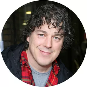 Alan Davies