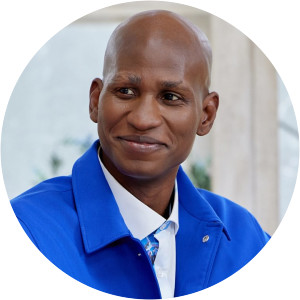 Alan Shane Lewis - Comedian