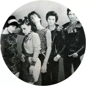 Alaska y Los Pegamoides