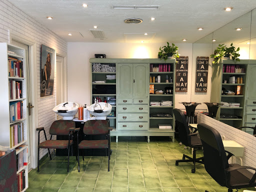 Alba Peluqueria chile - Hair salon in Madrid, Spain