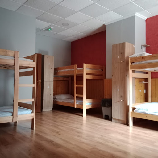 Albergue Casa Aladino - Hostel in La Espina, Spain