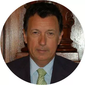 Alberto R. Dalla Vía