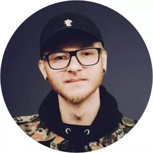 Albzzy - Musical artist