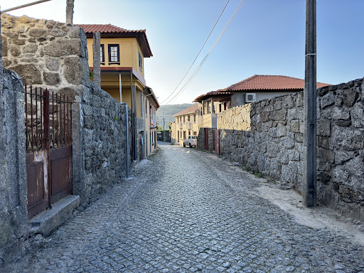 Aldeia de Burgo - Tourist attraction in Vila Fria, Portugal