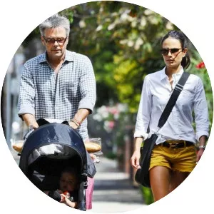 Alden Brewster - Investment banker