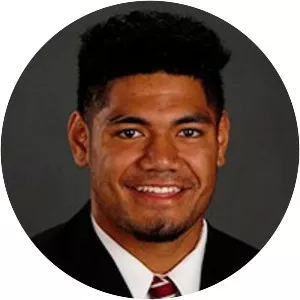 Ale Kaho - American football player
