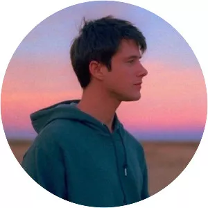 Alec Benjamin