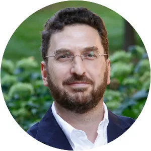 Alejandro Baer - Author