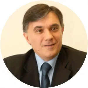 Alejandro G. Vigo - Author