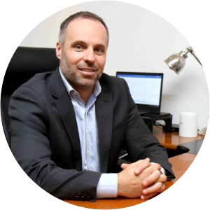 Alejandro Peretti photograph