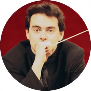 Alejandro Posada - Conductor