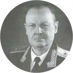 Aleksandr Sakharovsky - Military personnel