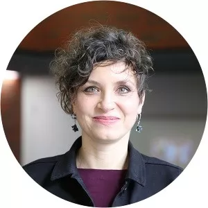 Aleksandra Gnach - Author