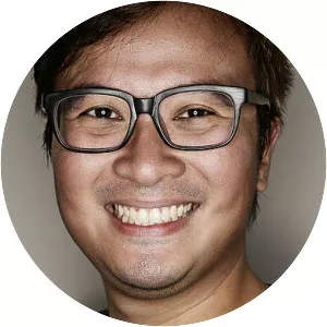 Alemberg Ang photograph