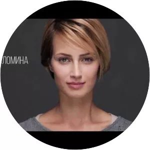 Alena Kolomina - Russian theater performer