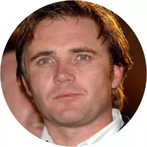 Alex Ferns