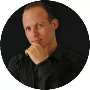 Alex Genadinik - Author