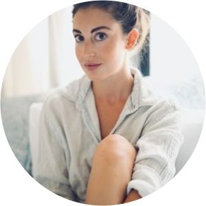 Alexa Graves photograph