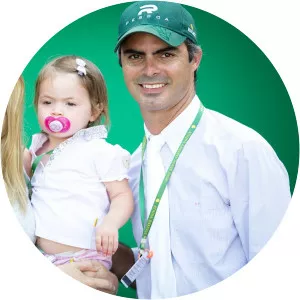 Alexa Weeks photograph