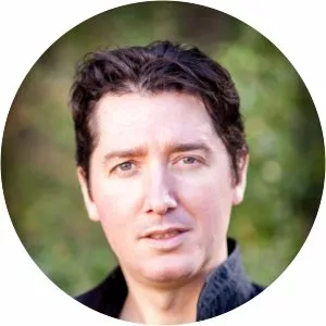 Alexander Dobson - Singer