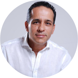 Alexander López Maya