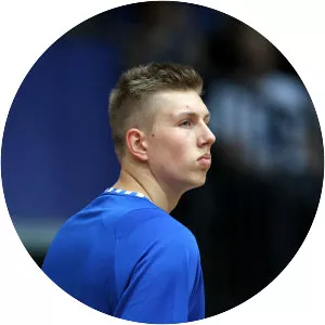 Alexander Madsen - Finnish professional basketball player
