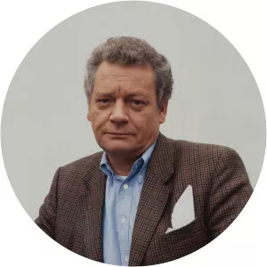 Alexander U. Martens