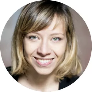 Alexandra Bialy - Actress