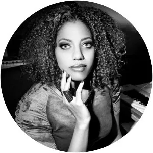 Alexandra Hampton - Musical artist