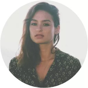 Alexandra Lawn - Musical artist